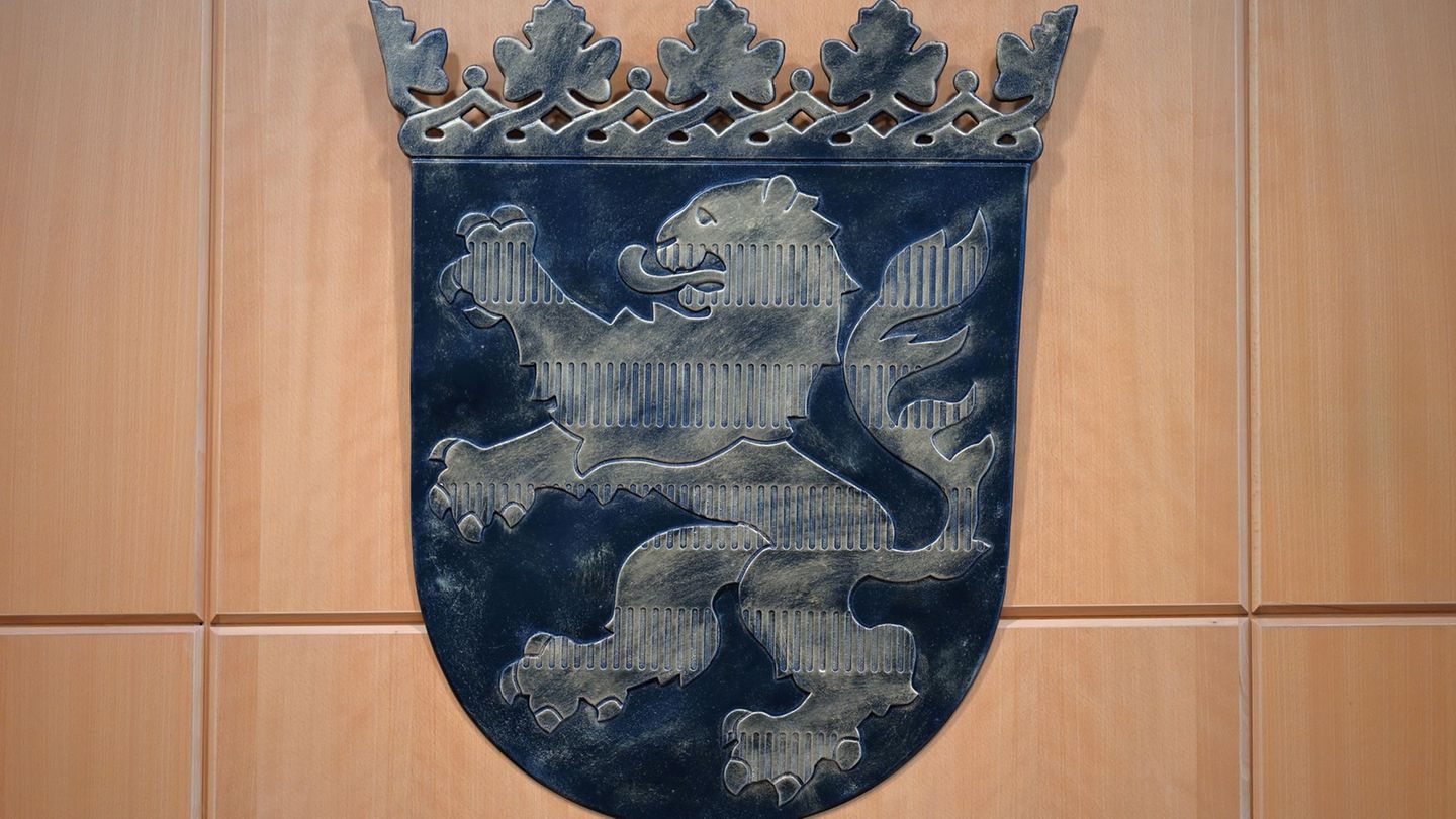 Die Angeklagten äußerten sich nicht zu den Vorwürfen. Foto: Michael Brandt/dpa