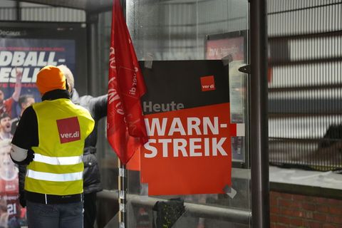 Nach dem Streik ist vor dem Streik: Am Mittwoch will die Gewerkschaft Verdi Hamburgs U-Bahnen lahmlegen. Auch der Busbetrieb sei