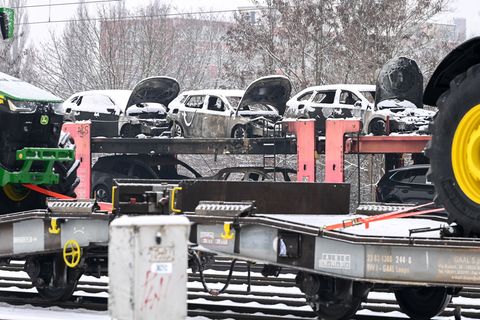 Das Feuer war im Magdeburger Stadtteil Sudenburg ausgebrochen. Foto: Heiko Rebsch/dpa
