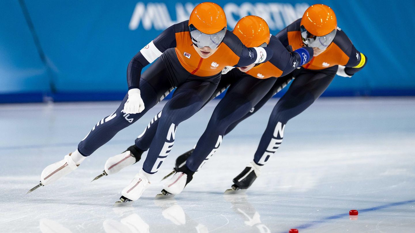 Eisschnellläufer bei den olympischen Winterspielen in Mailand