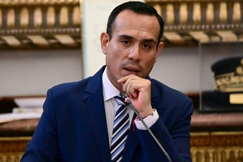 Der abgesetzte Interimspräsident José Jerí