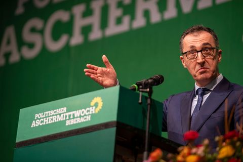 Grünen-Spitzenkandidat Cem Özdemir dürfte beim politischen Aschermittwoch in Biberach gegen die CDU austeilen. (Archivbild) Foto