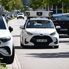 Innerhalb von rund zwei Wochen stellte das Scan-Fahrzeug in Heidelberg fast 2.900 Parkverstöße fest. (Archivbild) Foto: Bernd We