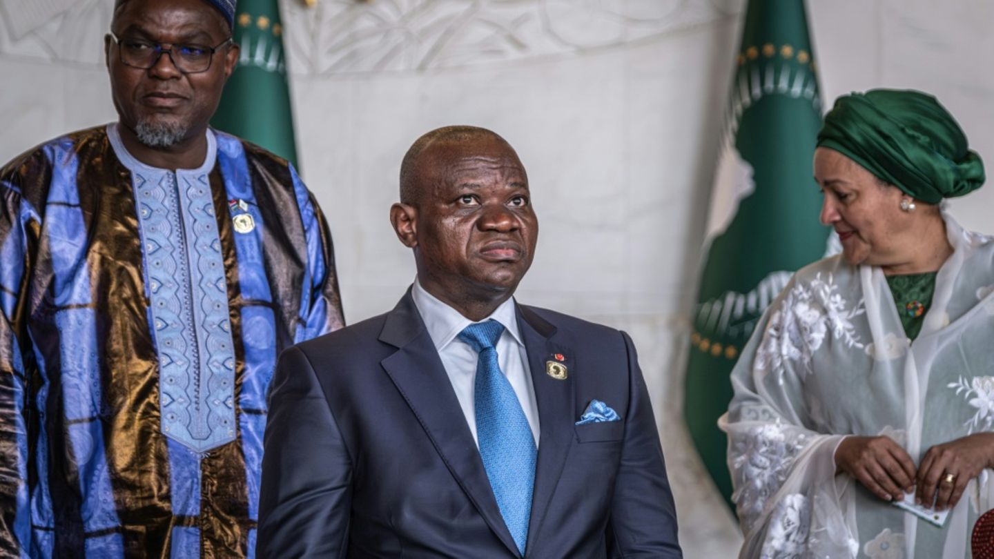 Gabun sperrt Onlinedienste inmitten von Protesten "bis auf Weiteres"