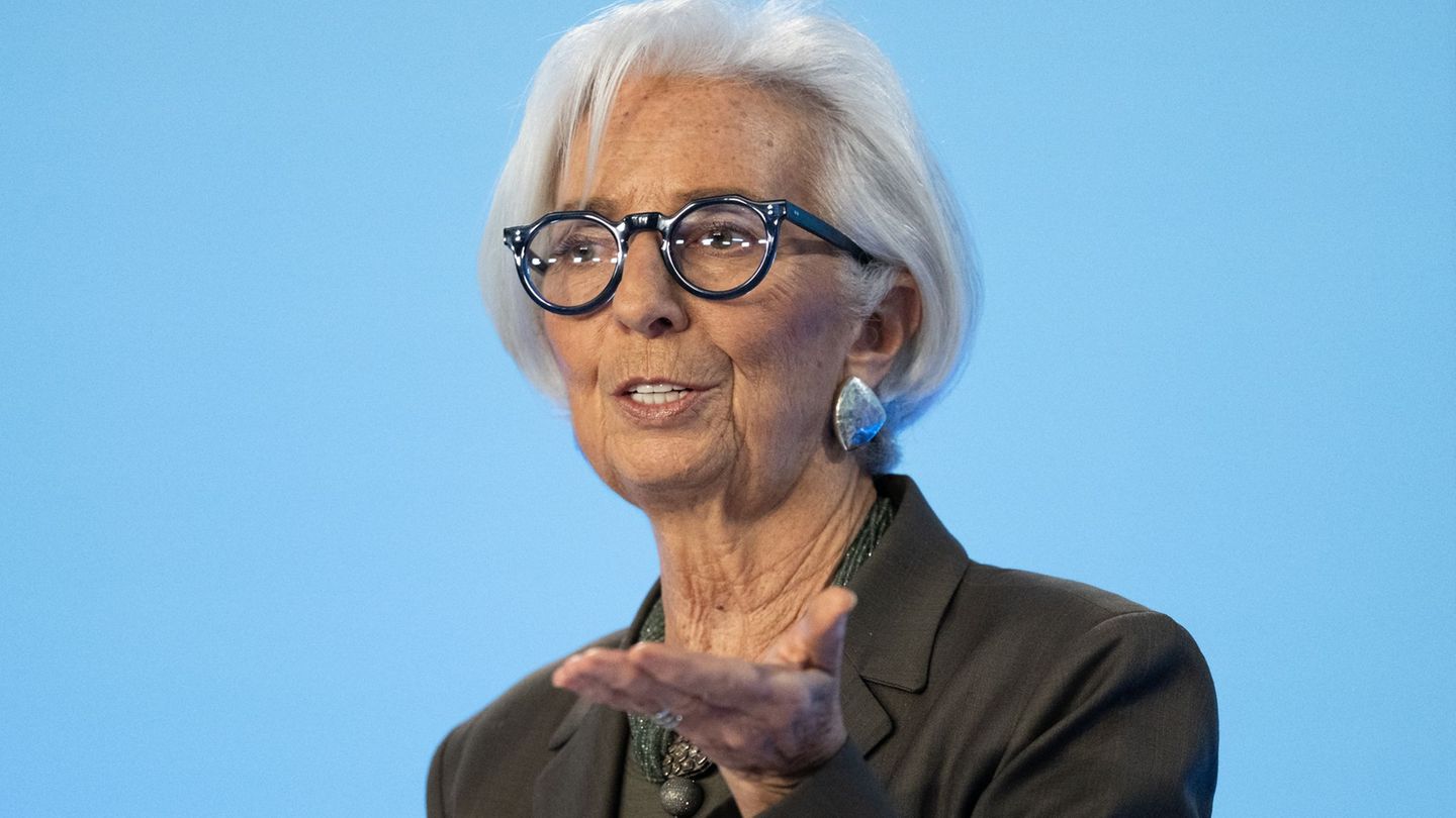 Seit dem 1. November 2019 führt die Französin Christine Lagarde die EZB. Ihre achtjährige Amtszeit endet regulär Ende Oktober 20