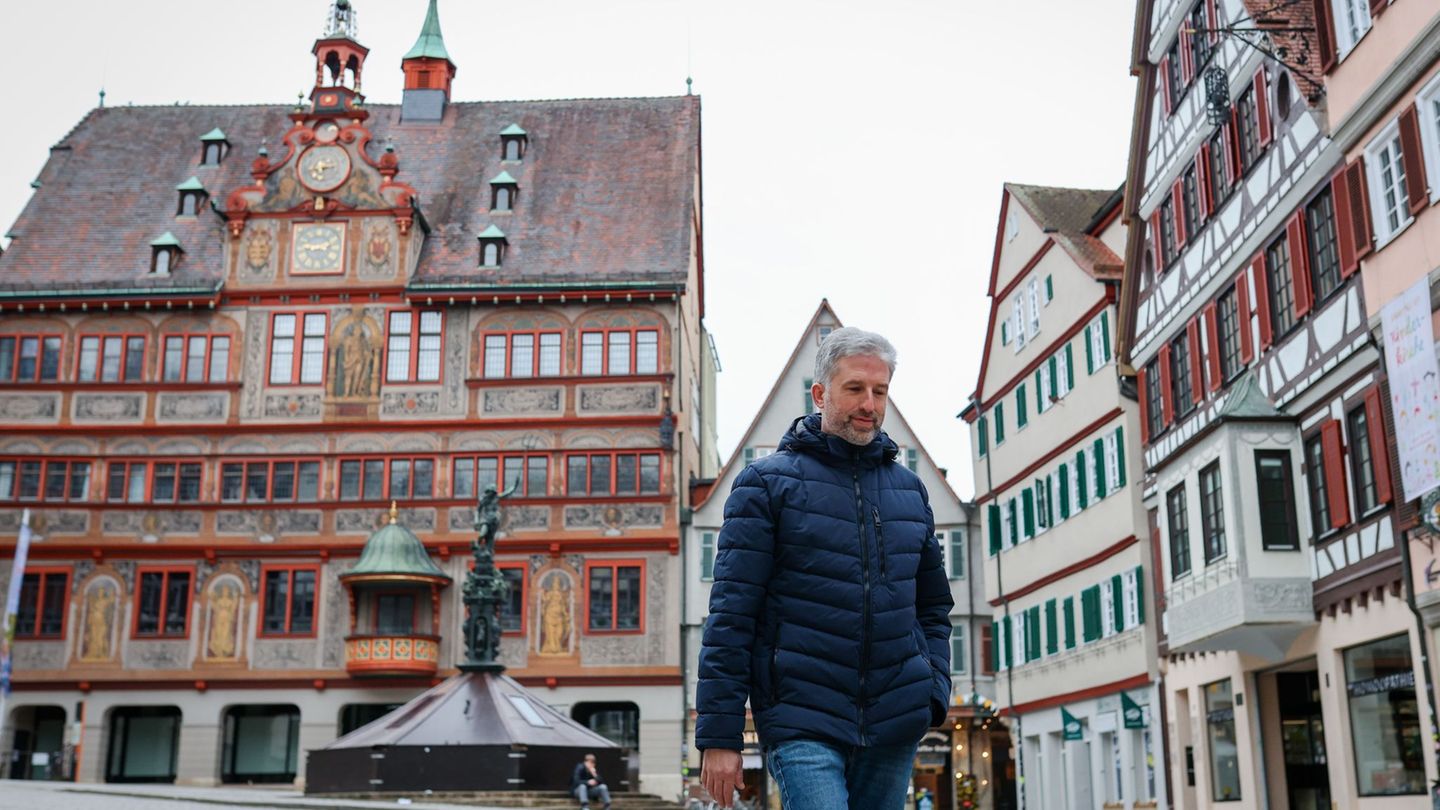OB Boris Palmer stemmt sich gegen noch mehr Bürokratie. (Archivbild) Foto: Christoph Schmidt/dpa
