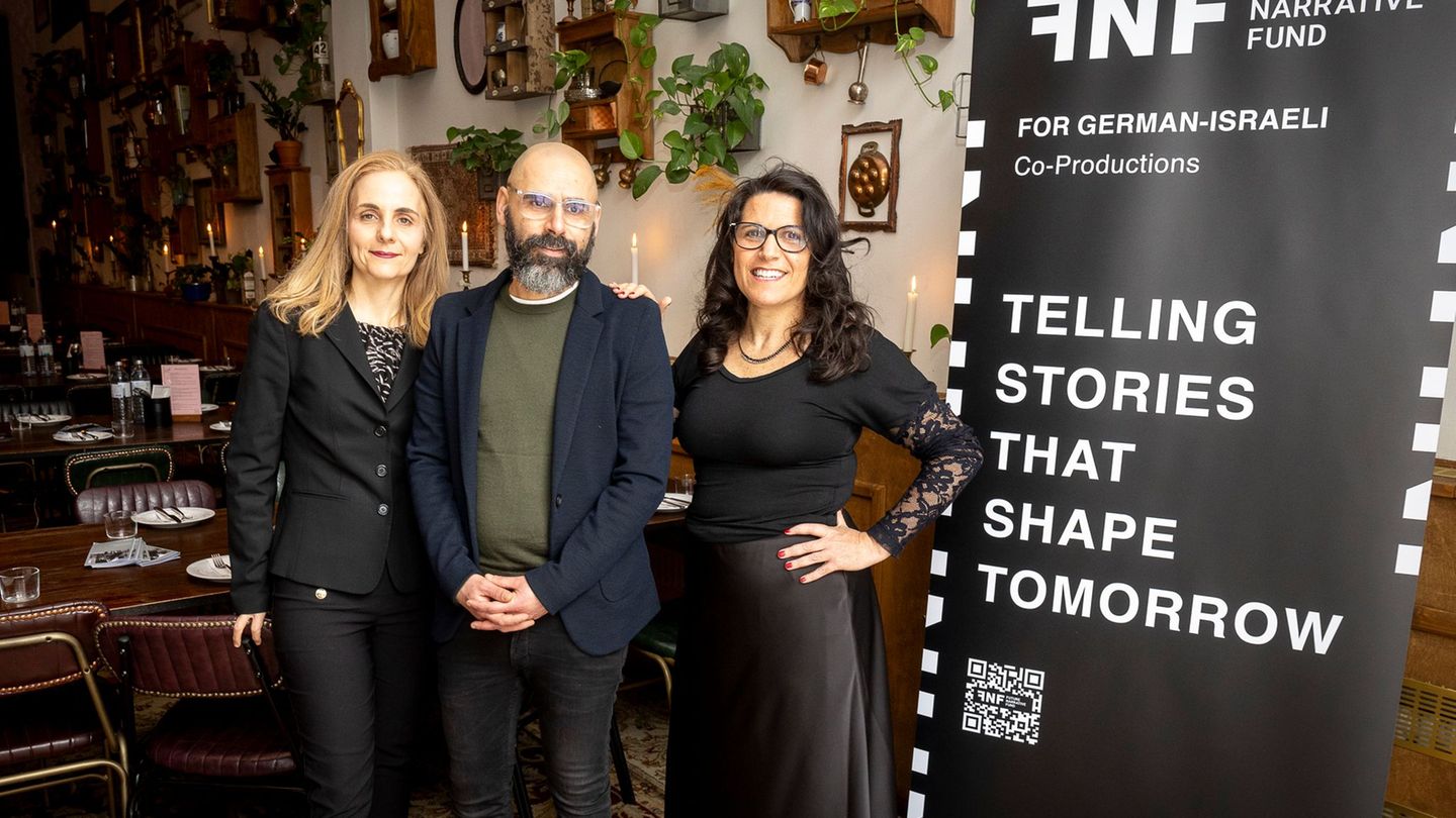 Lihi Nagler, Mark Pinhasov und Sharon On vom Verein Future Narrative Fund. Foto: Jan Zappner/Steinfeld PR & Management/Future Na