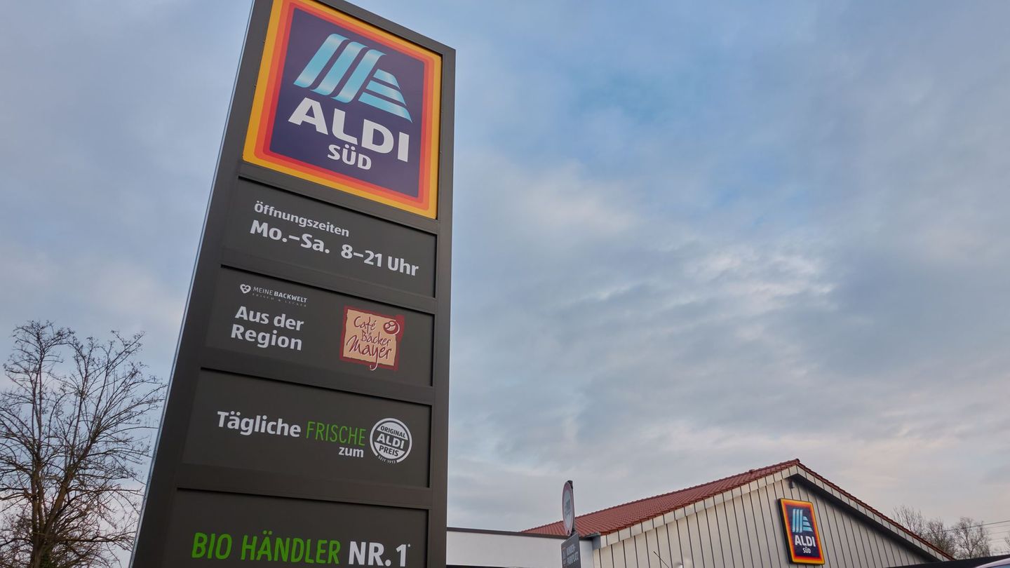 Über Aldi Süd verkaufte Spielzeugfiguren enthalten möglicherweise Spuren von Asbest.