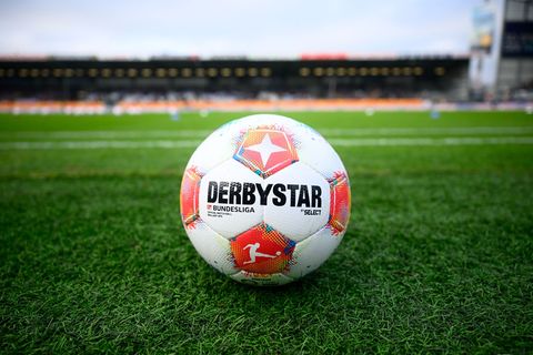 Jermaine Jones wird neuer Trainer in Schweinfurt. (Archivbild) Foto: Gregor Fischer/dpa