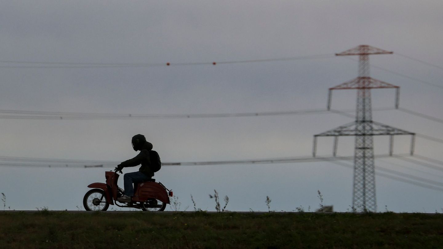 Die Schwalbe ist eines der berühmtesten Modelle der Simson. (Archvibild) Foto: Jan Woitas/dpa