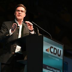 Beim Politischen Aschermittwoch geht es traditionell zünftig zu. Foto: Markus Lenhardt/dpa