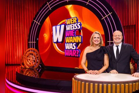Barbara Schöneberger und Stefan Raab moderieren im März gemeinsam zwei Folgen von "Wer weiß wie wann was war?".