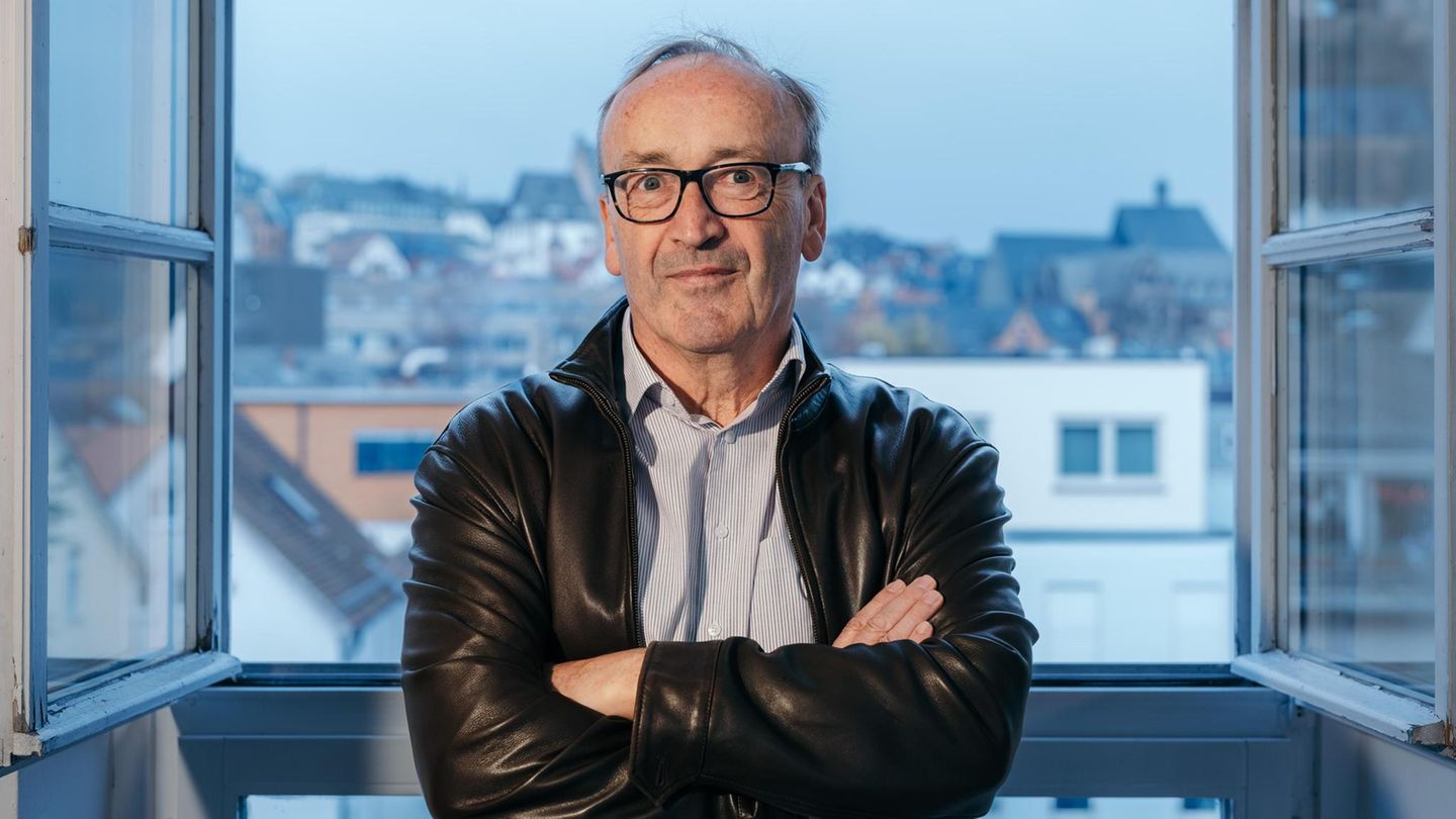 Psychologe Winfried Rief im Portrait zum Thema Depressionen