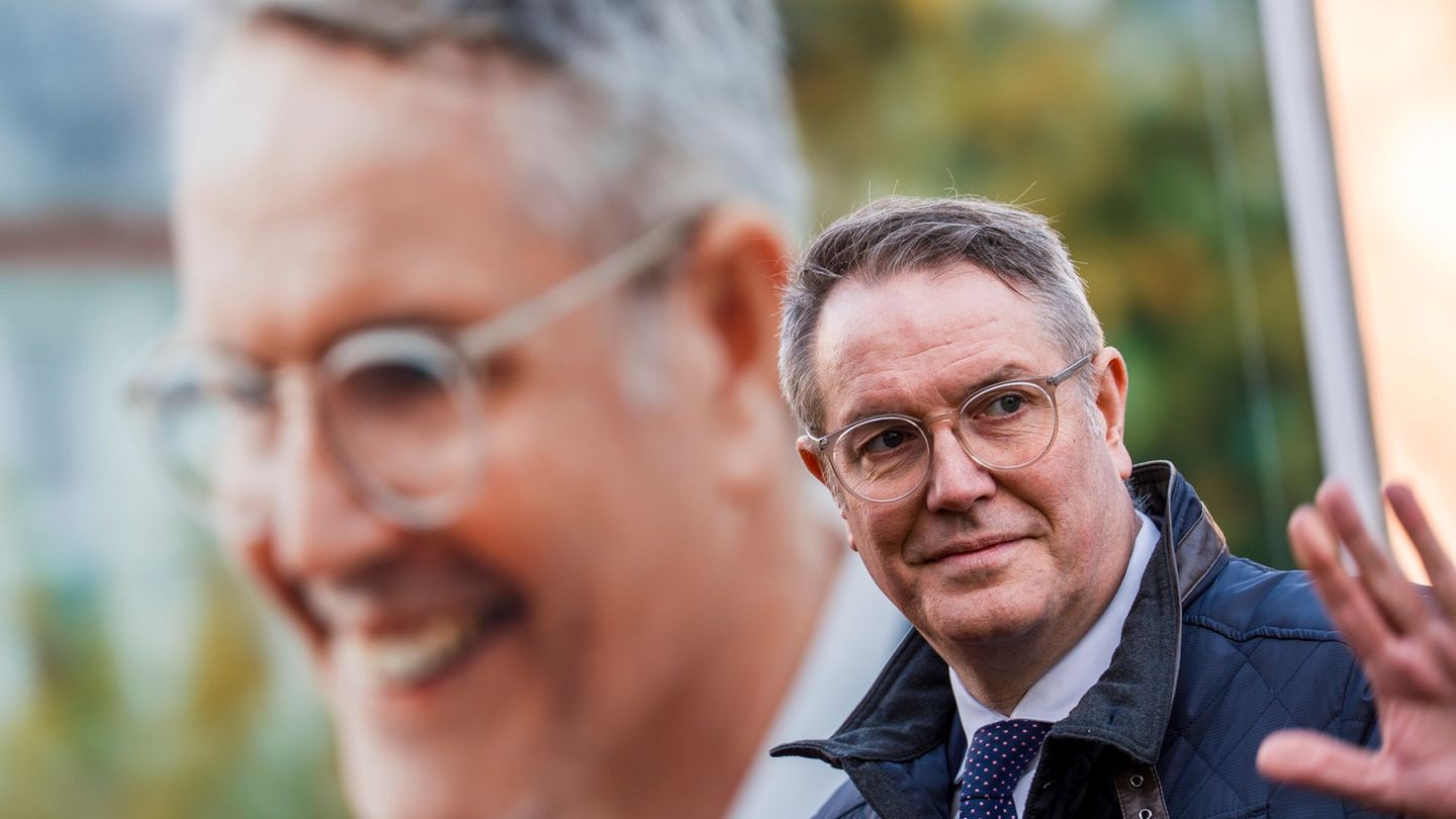 Politischer Aschermittwoch: Ministerpräsident Schweitzer ruft zu Zusammenhalt auf