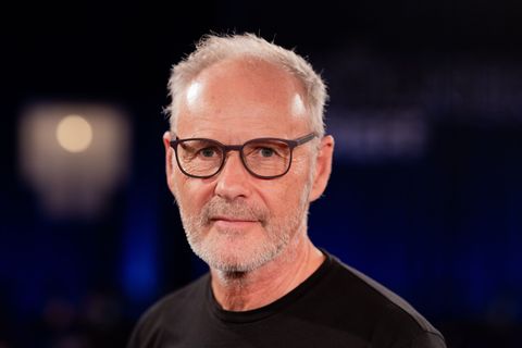 Der Moderator Reinhold Beckmann hat eine neue Bleibe gefunden. (Archivbild) Foto: Rolf Vennenbernd/dpa