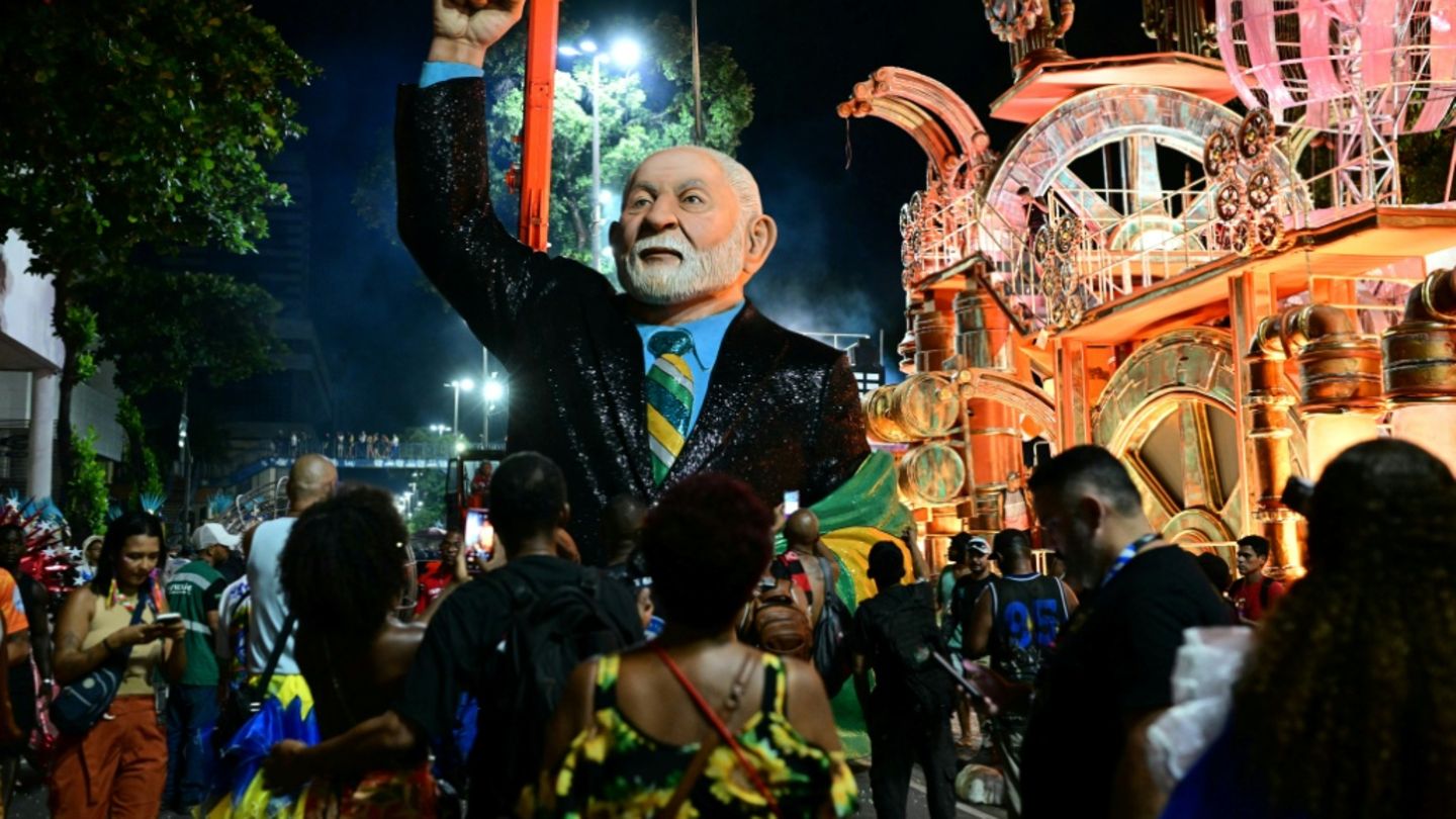 Karneval in Rio: Sambaschule landet mit Lula-Hommage auf letztem Platz