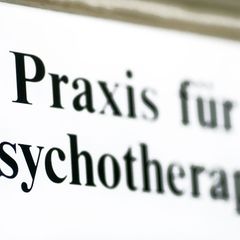 In Hessen wird eine bessere psychotherapeutische Versorgung von Kindern und Jugendlichen angestrebt. (Symbolbild) Foto: Jens Wol