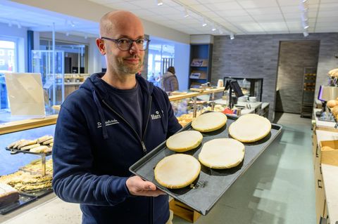 Vielleicht hilft ja etwas Zuckerguss, um die Spannungen zwischen Grönland und den USA zu kitten. Jannik Harms wäre sicherlich bereit, eine Sondercharge „Grönländer“ zu backen