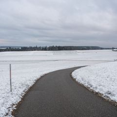 In manchen Regionen des Landes herrscht immer noch Winterwetter. (Archivbild) Foto: Silas Stein/dpa