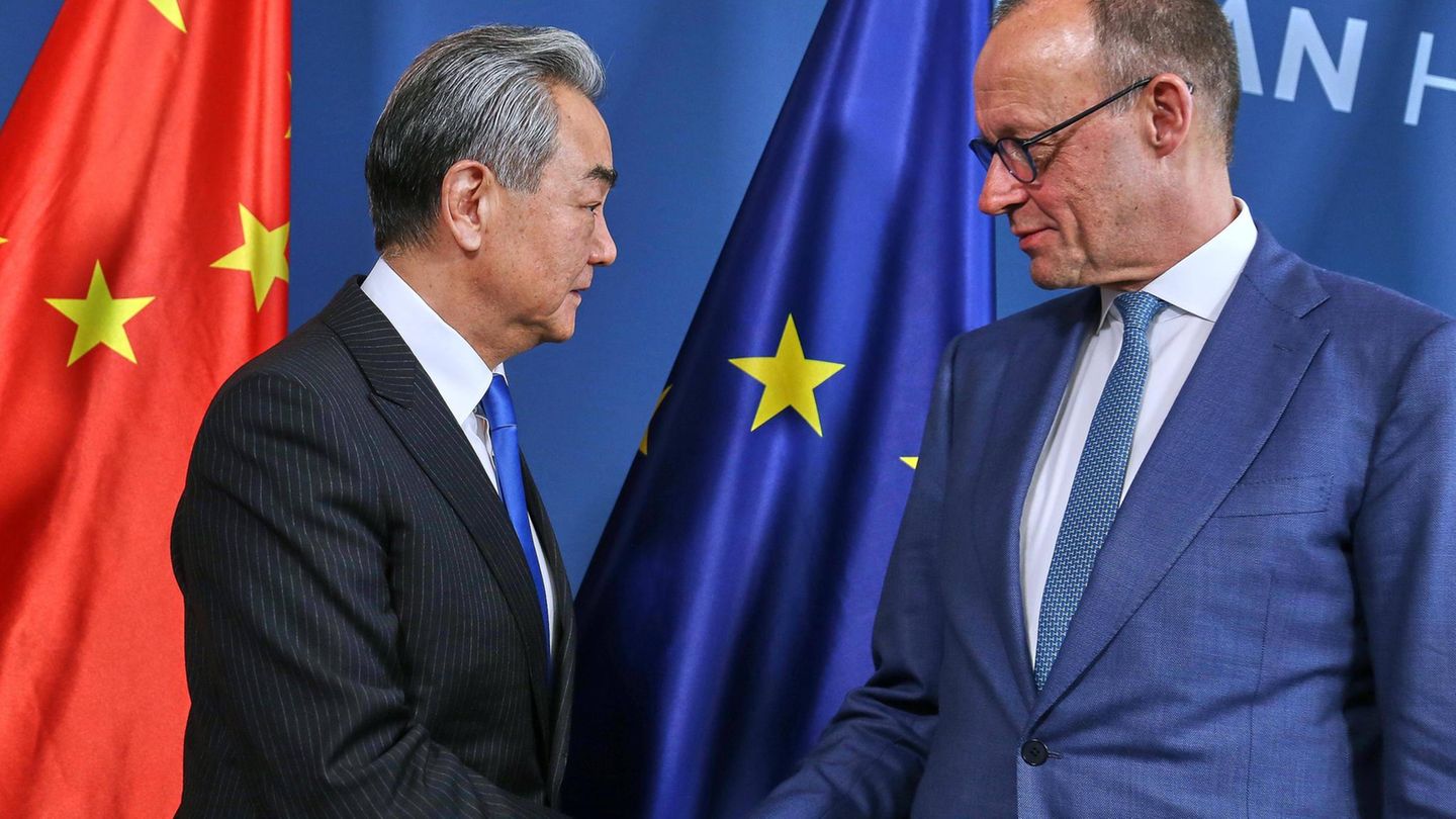 Podcast „Die Lage – International“: Sicherheitsexperte Mölling: „China nutzt das gnadenlos aus“