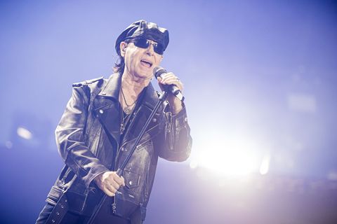 Klaus Meine von den Scorpions kommt als "Special Guest" zu "Sing meinen Song". (Archivbild) Foto: Moritz Frankenberg/dpa