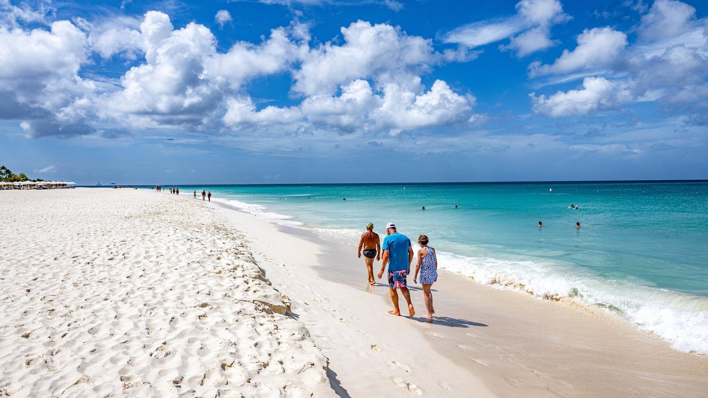 Platz vier bei Tripadvisor: Eagle Beach auf Aruba