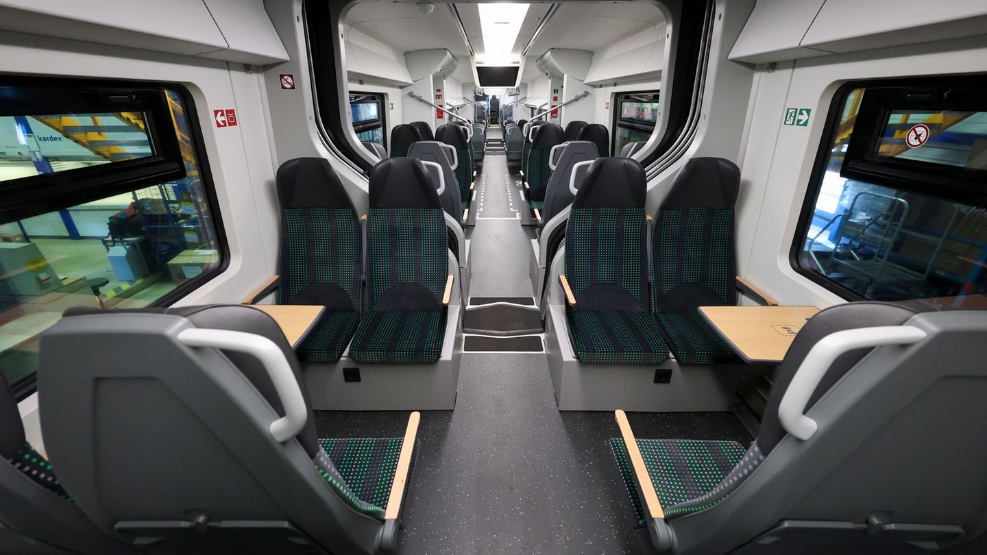 Neue und moderne Züge sind in der Region Halle/Leipzig ab Dezember unterwegs. Foto: Jan Woitas/dpa