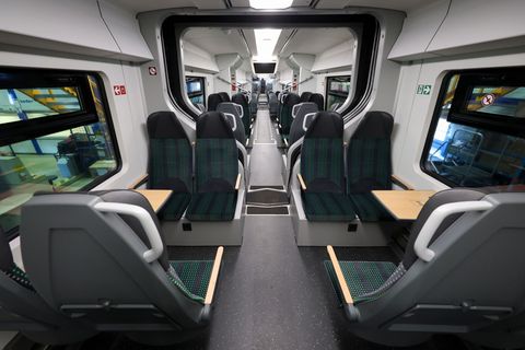 Neue und moderne Züge sind in der Region Halle/Leipzig ab Dezember unterwegs. Foto: Jan Woitas/dpa