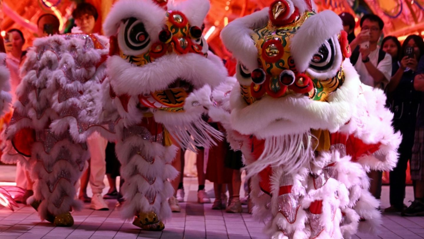 Ein "Löwentanz" in Bangkok