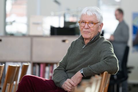 Der Unternehmer Fritz Albert Straub will künftig mit einer Stiftung Projekte im Bereich von Kultur, Bildung und Demokratie unter