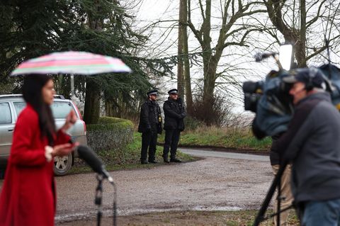 Journalisten vor dem Zuhause von Andrew Mountbatten-Windsor