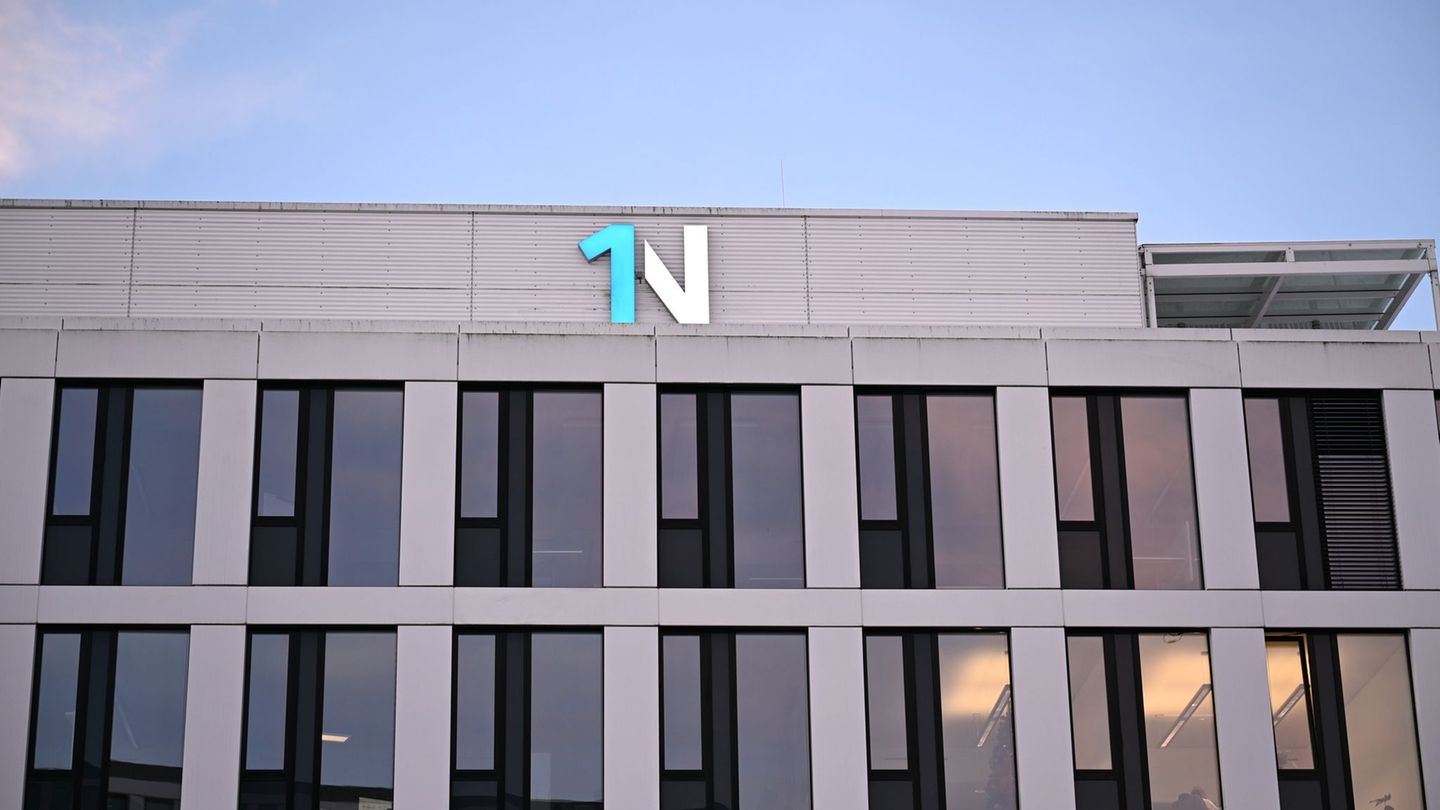 Das Logo von 1N sieht ganz anders aus als das Magenta-Logo der Deutschen Telekom - dennoch verwechselten viele Verbraucher die b