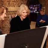 Danach schaute sich die Frau von König Charles Entwürfe für den Bau eines neuen Bildungs- und Veranstaltungszentrums an. 