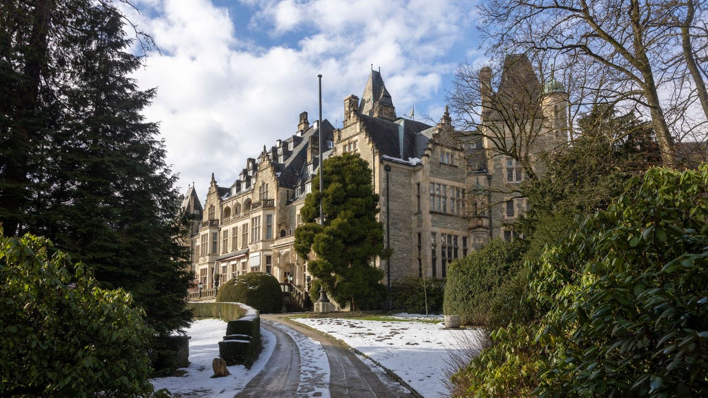 Das Schloss Friedrichshof wird als Hotel geführt. Foto: Helmut Fricke/dpa