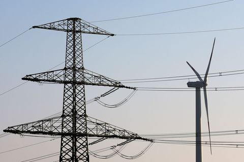 Hamburger Energieunternehmen wenden sich gegen die Pläne von Bundeswirtschaftsministerin Katherina Reiche (CDU) zum Ausbau der e