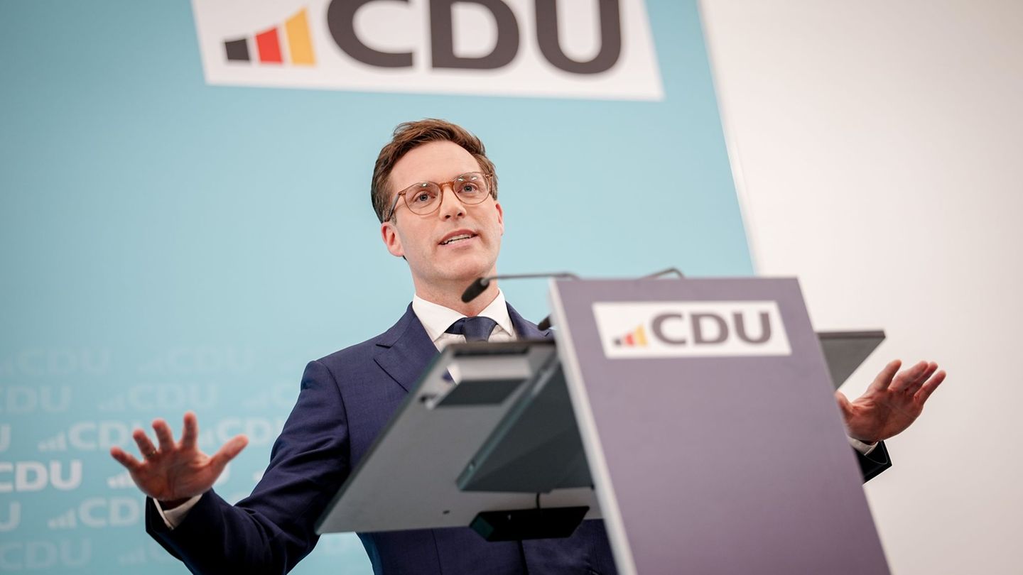 Er will der jüngste Regierungschef in der Geschichte des Landes werden: Manuel Hagel. Foto: Kay Nietfeld/dpa