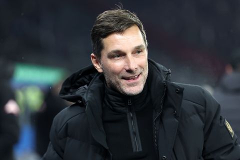 Herthas Trainer Stefan Leitl blickt nach wie vor optimistisch auf den Aufstiegskampf. (Archivbild) Foto: Andreas Gora/dpa