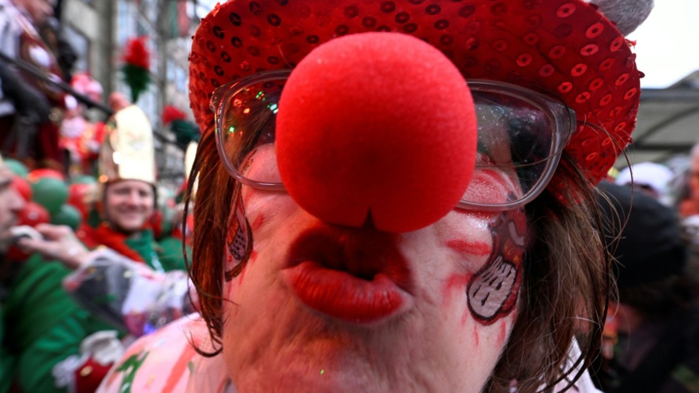 "Karnevalsmaus" auf Platz eins der Charts - Partysongs stark wie lange nicht