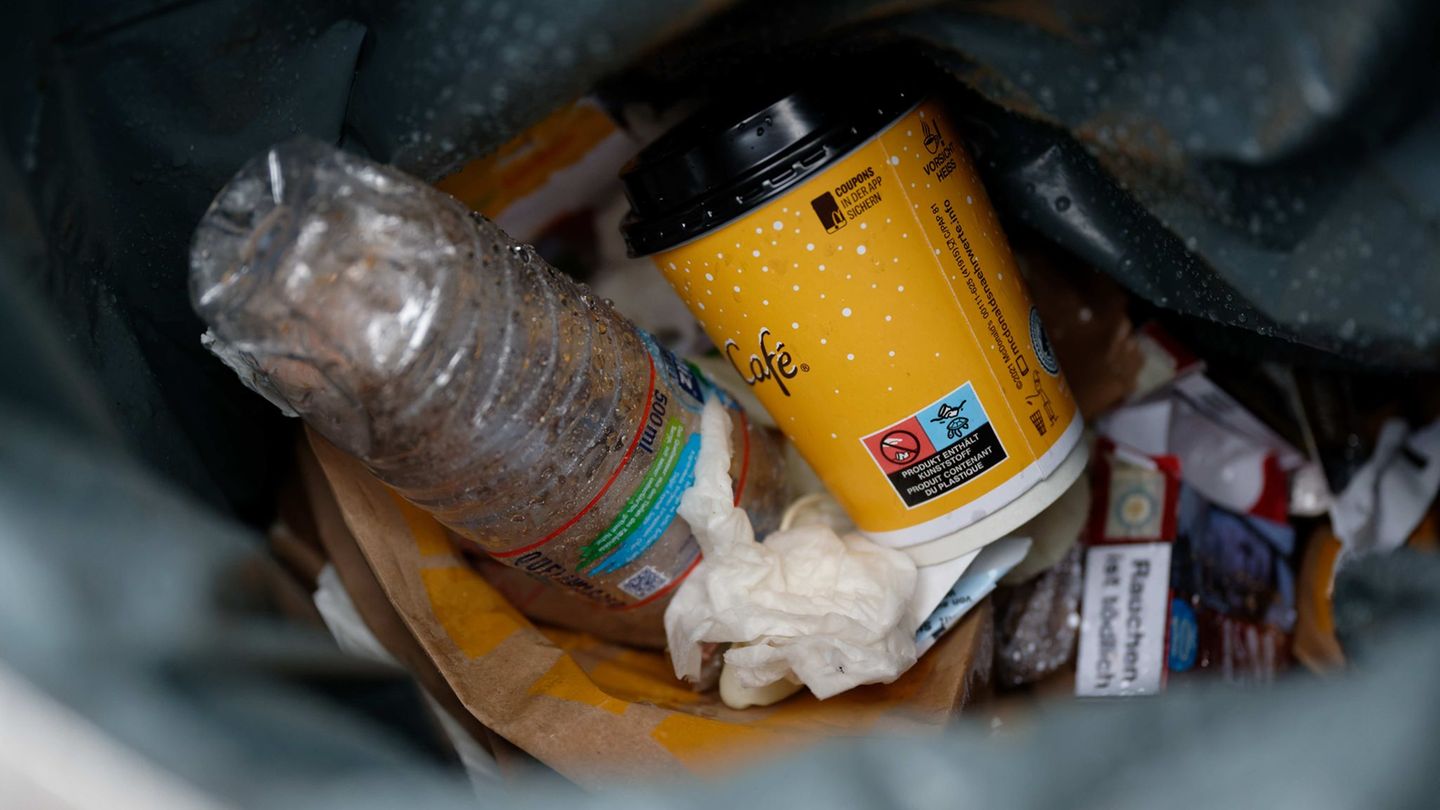 Steuer auf Einwegverpackungen: 50 Cent pro Becher: Potsdam plant Verpackungssteuer