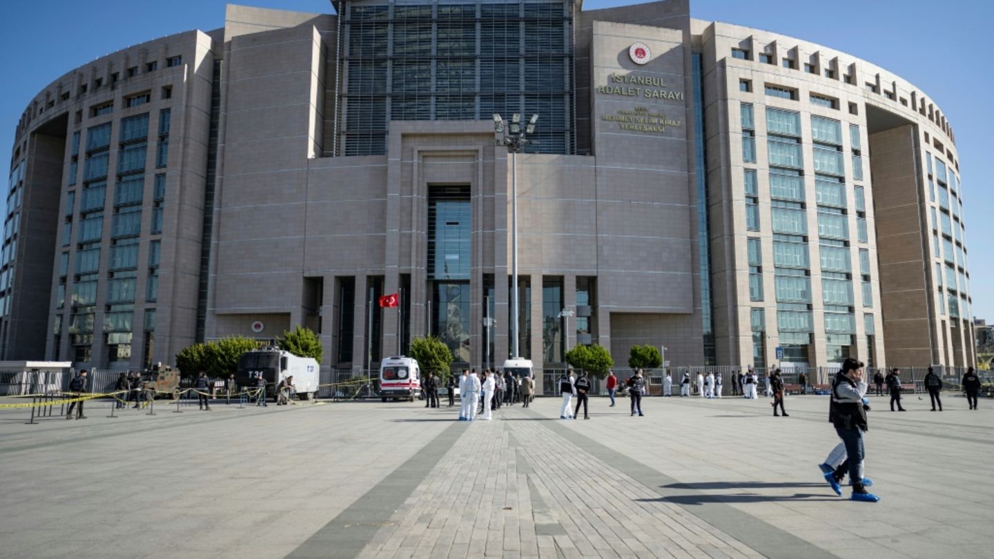 Deutsche-Welle-Journalist in Türkei in U-Haft - Bundesregierung fordert Freilassung