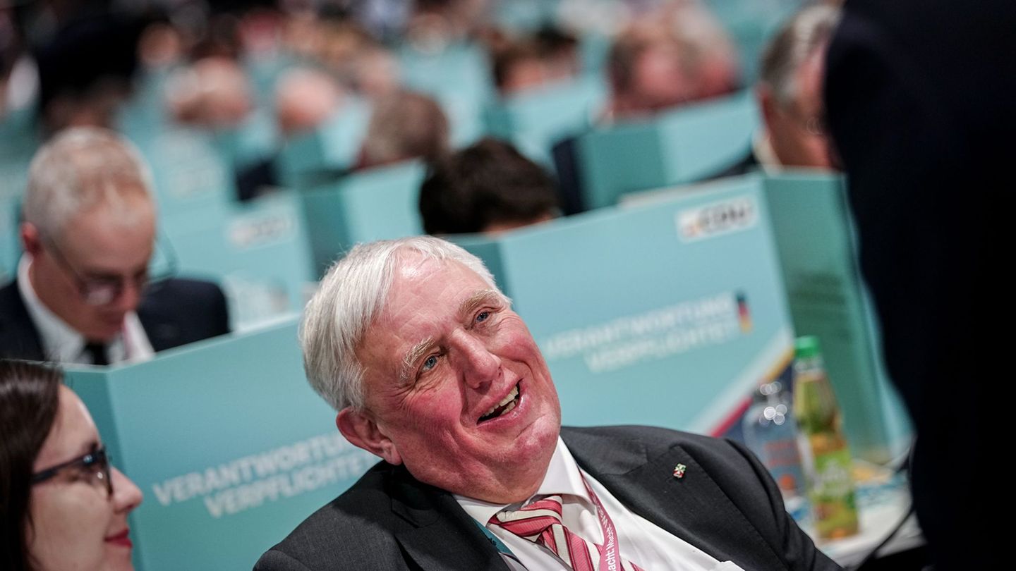 Das beste Ergebnis als Vize von Parteichef Friedrich Merz bekam in Stuttgart der nordrhein-westfälische Sozialminister Karl-Jose