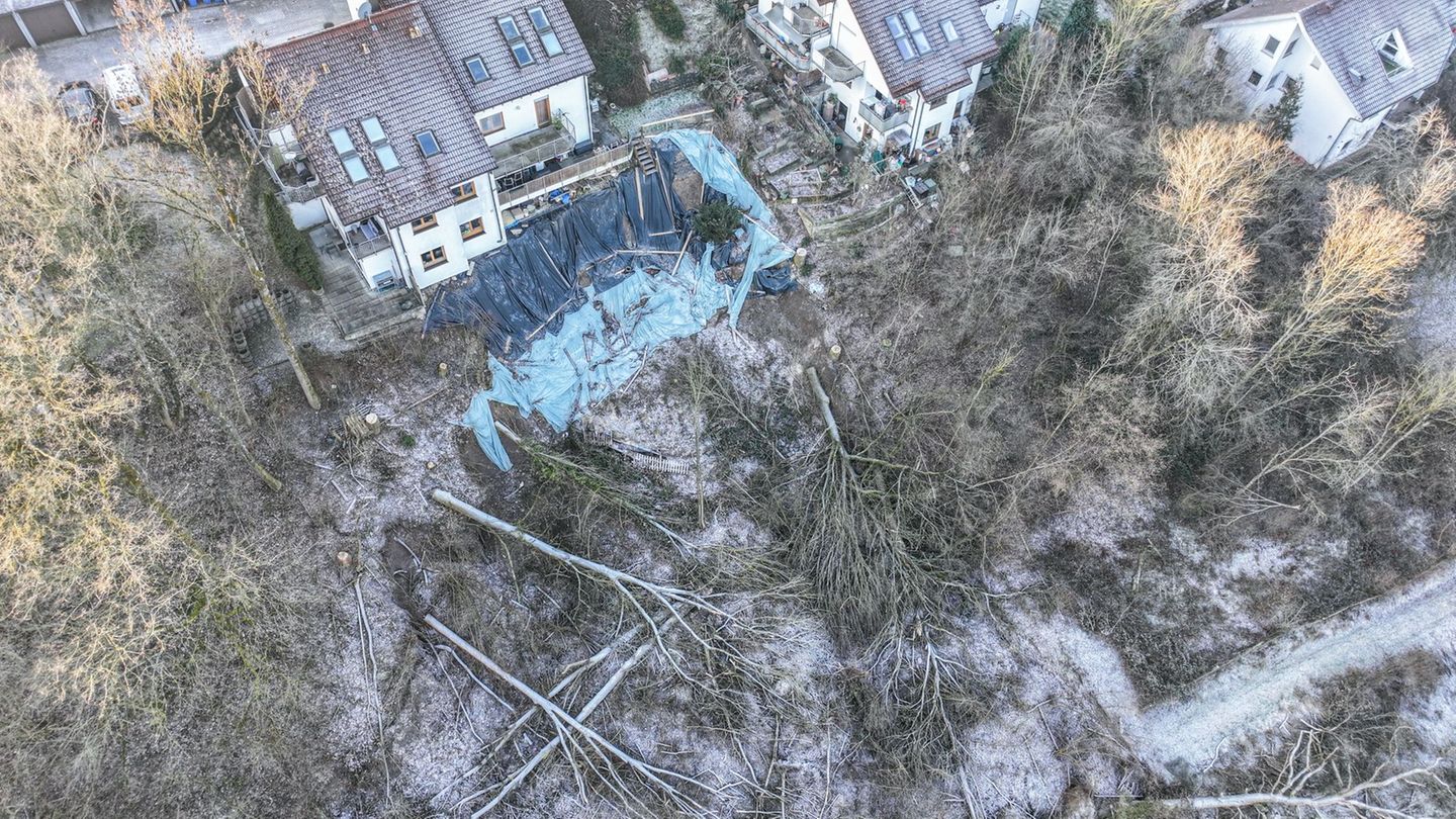 Bald wissen die Eigentümer und Bewohner, ob sie ihre Häuuer räumen müssen. Foto: Jason Tschepljakow/dpa