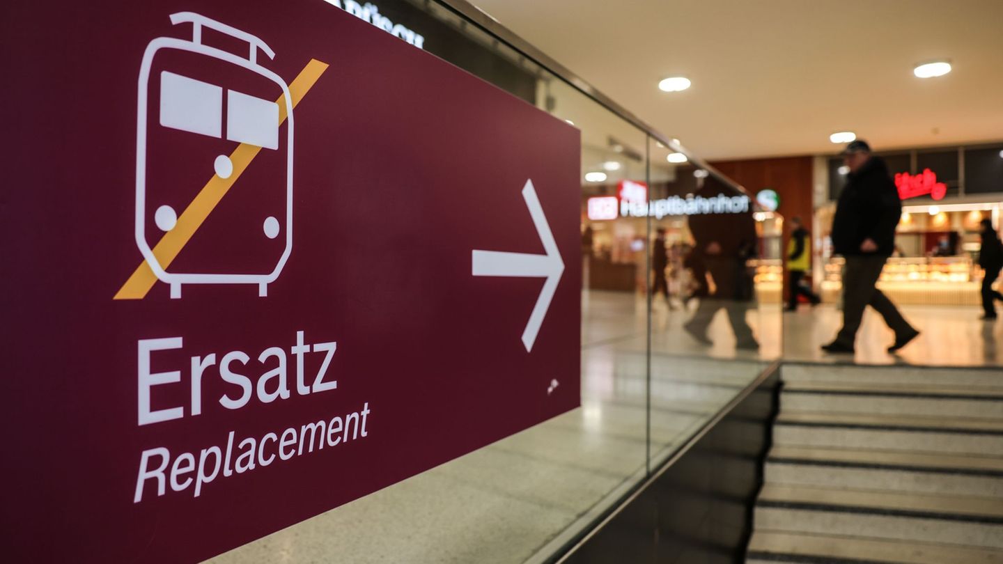 Bahnverkehr: Bahn-Großbaustelle Wuppertal: Einige S-Bahnen können fahren