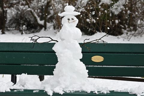 Der Schnee schmilzt im Flachland wieder dahin. Foto: Katrin Requadt/dpa