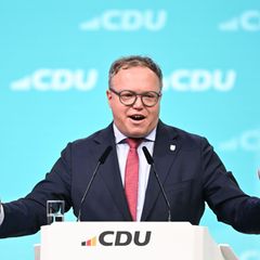 Voigt wurde erneut in das Führungsgremium gewählt. Foto: Katharina Kausche/dpa