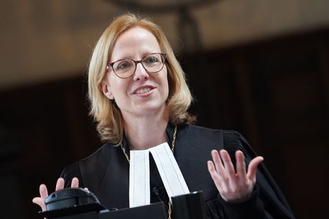 Demokratie lebe von Begegnung, sagt Bischöfin Nora Steen. (Archivbild) Foto: Marcus Brandt/dpa