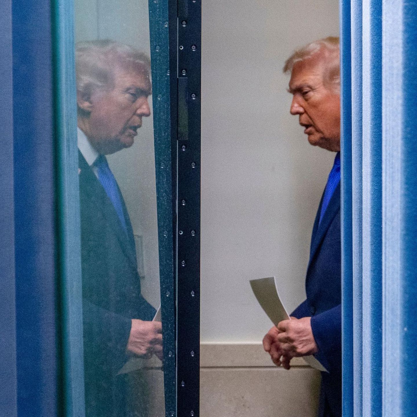 US-Experte: Trump „fährt mit runtergelassener Hose nach China“