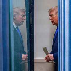 US-Experte: Trump „fährt mit runtergelassener Hose nach China“