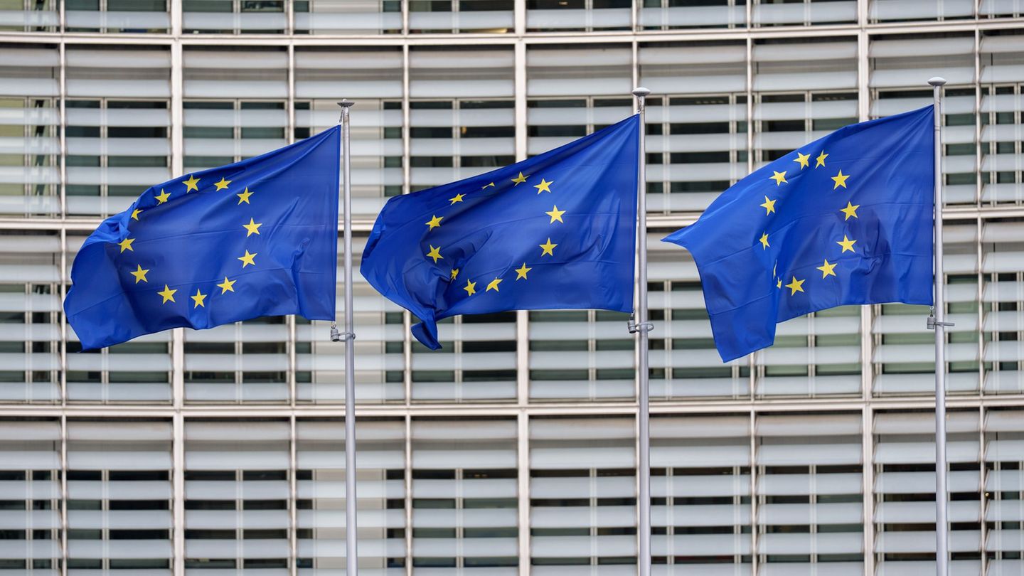 In Halle fand der Auftakt der Jugendkampagne #LassReden statt. (Symbolbild) Foto: Michael Kappeler/dpa