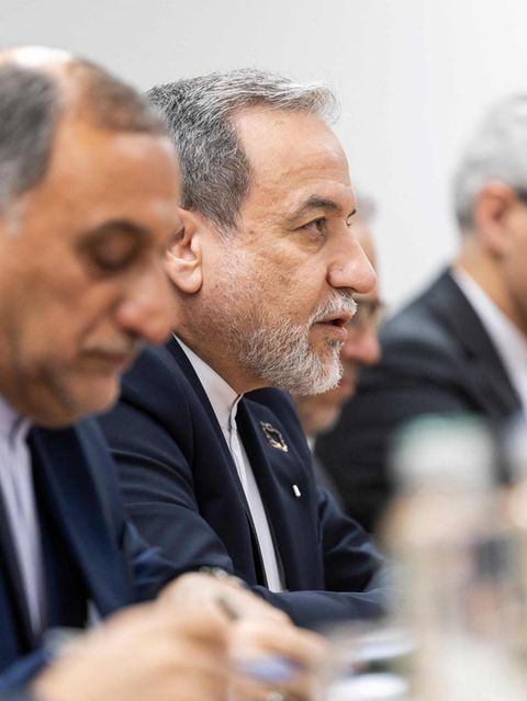 Irans Außenminister: Auf Verhandlungen vorbereitet – und Krieg